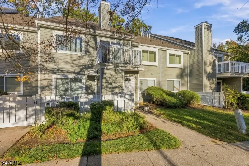 14 Deerberry Lane, Heathcote, NJ 08852 - #2
