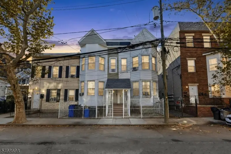 72 1/2 Summer Ave, Newark, NJ 07104 - #1
