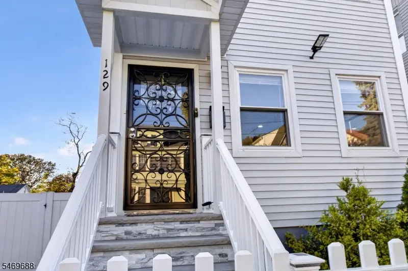 129 Alexander St, Newark, NJ 07106 - #3