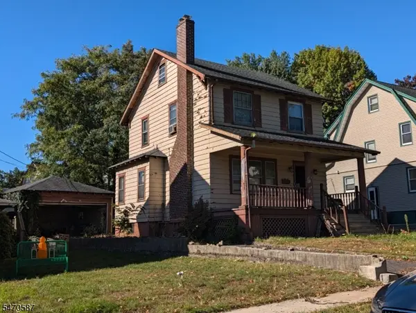 7 Whitman Ave, East Orange City, NJ 07017