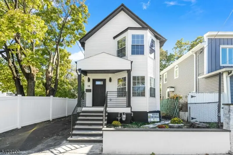 18 Cleremont Ave, Irvington, NJ 07111 - #2