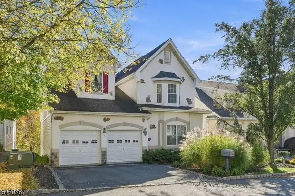 6 Boulder Run, Oakland Boro, NJ 07436