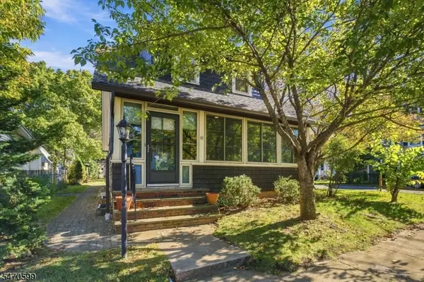 49 Franklin St, Franklin Twp., NJ 08873