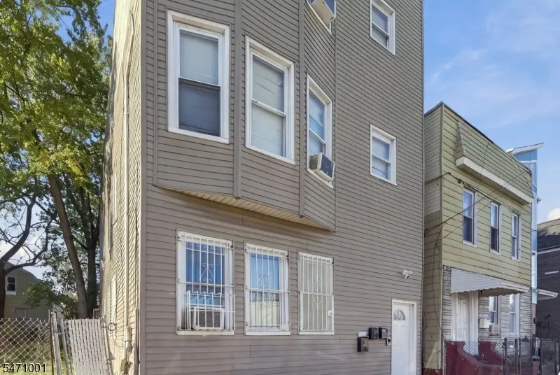 501 S 10th St, Newark, NJ 07103 - #3