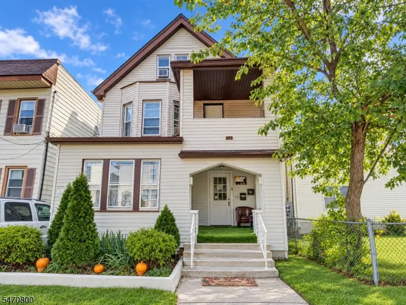 20 Harrison St, Belleville, NJ 07109 - #1