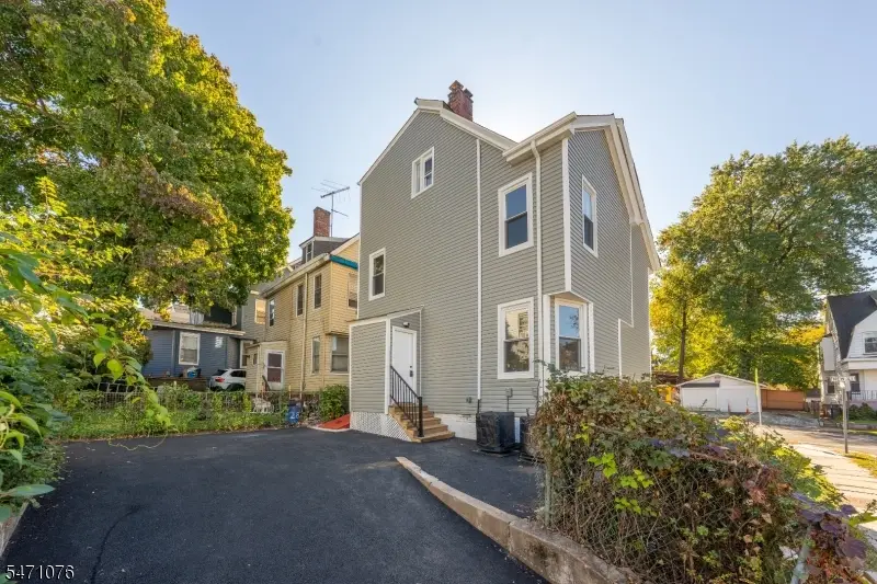 32 New St, East Orange, NJ 07017 - #2