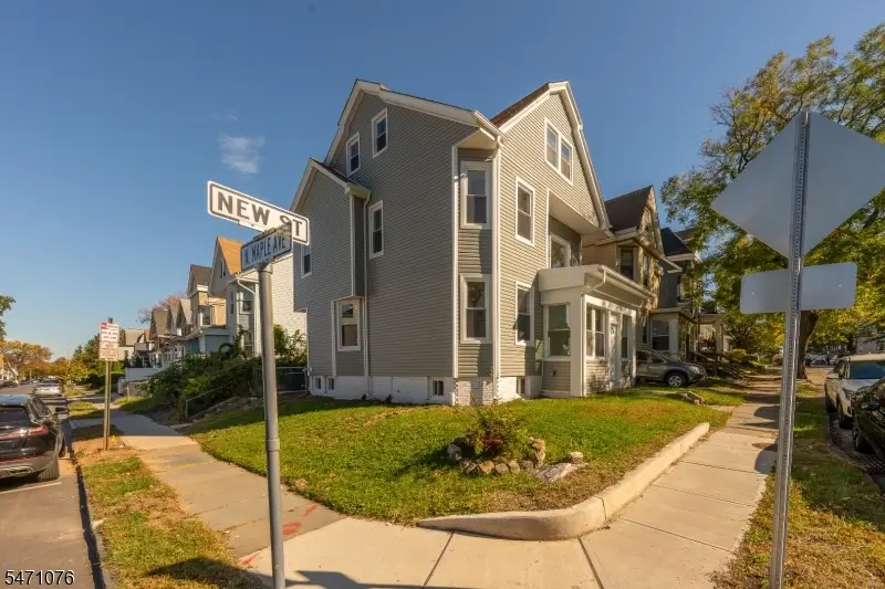 32 New St, East Orange, NJ 07017 - #3