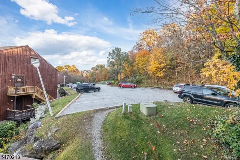 5 Eagles Nest Dr #2, Vernon Center, NJ 07462 - #3