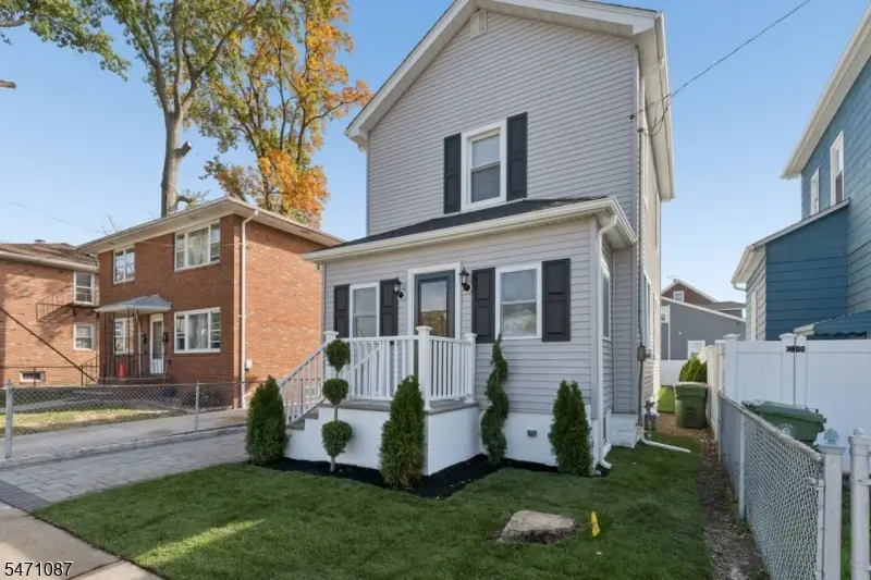 630 E Elm St, Linden, NJ 07036 - #3
