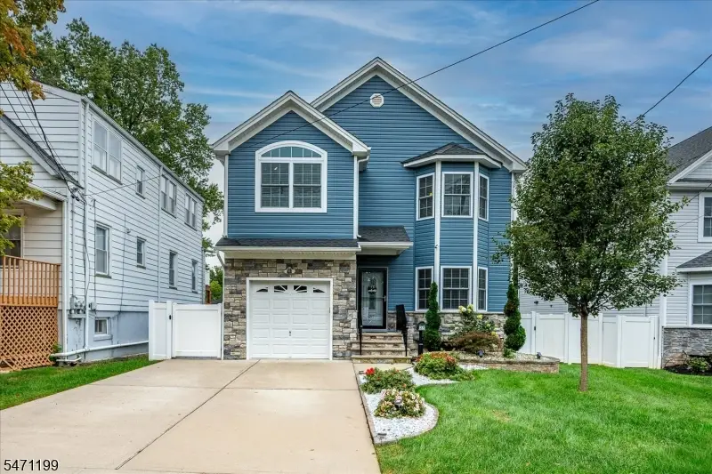 37 Wildwood Ave, Fords, NJ 08863 - #1