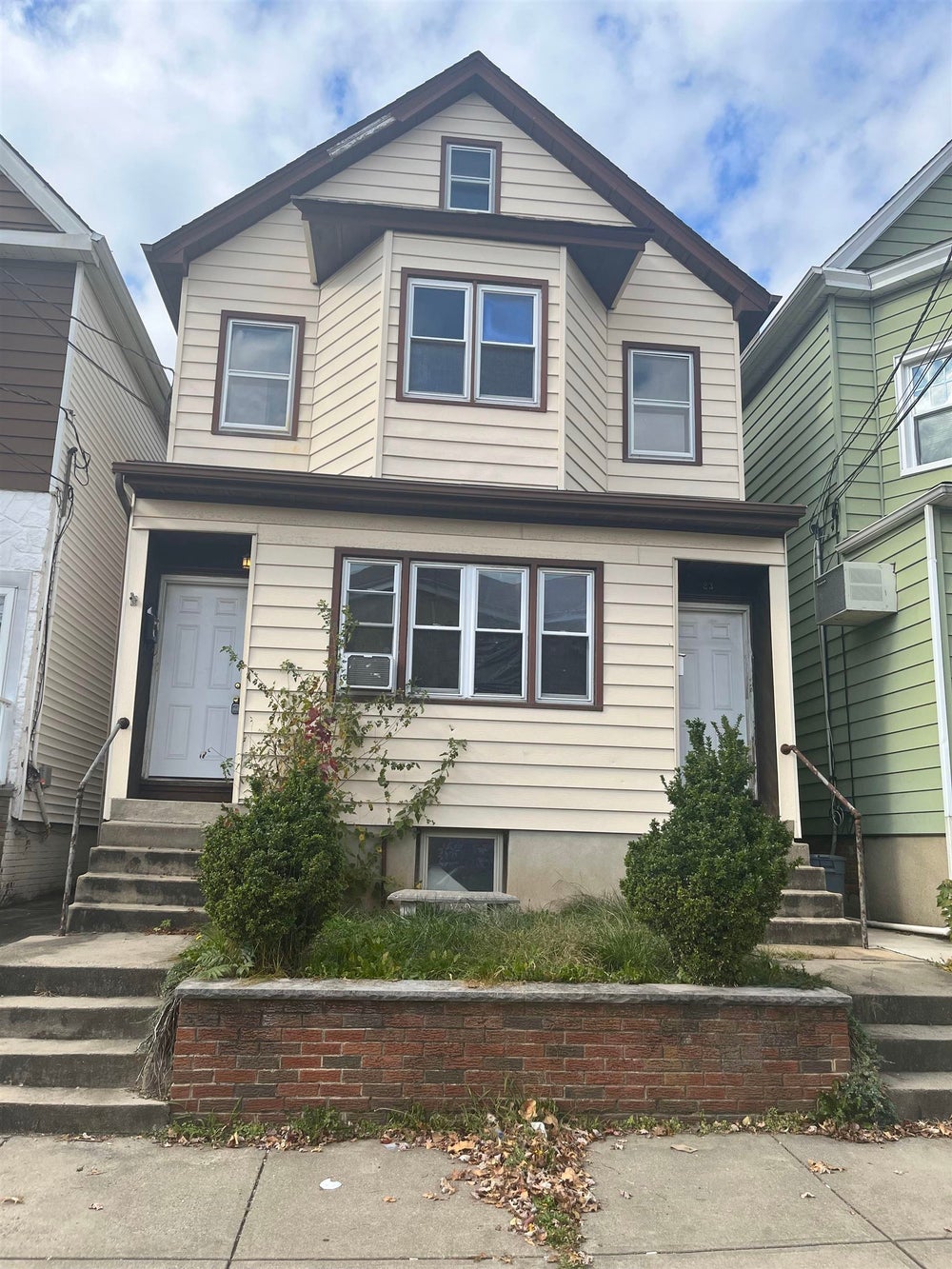 23 AVENUE C, Bayonne, NJ 07002 BHGRE