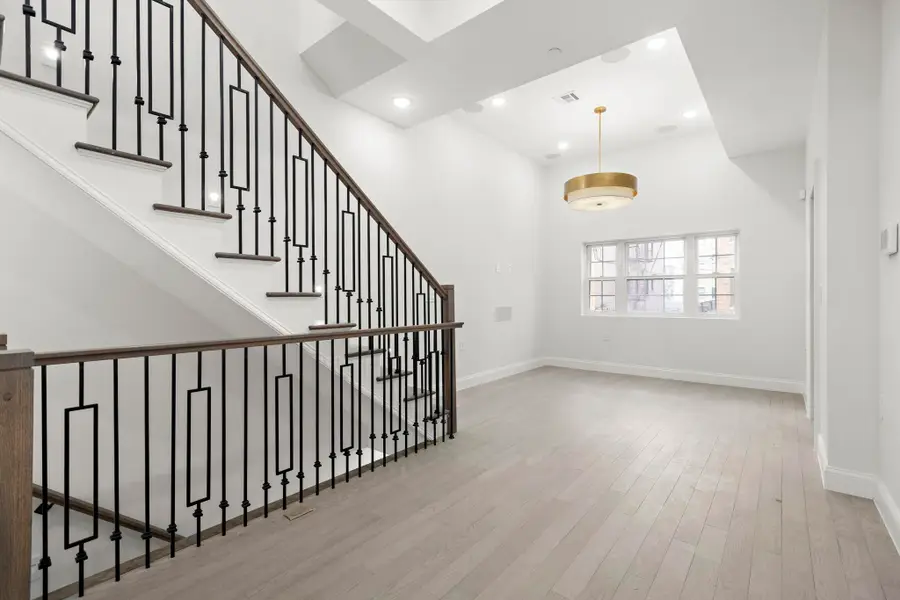 133 CLIFTON PL #TH3, Jersey City, NJ 07304 - Image #2