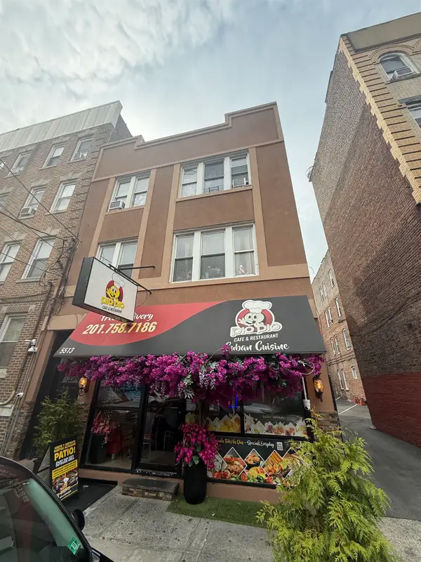 5513 HUDSON AVE, West New York, NJ 07093