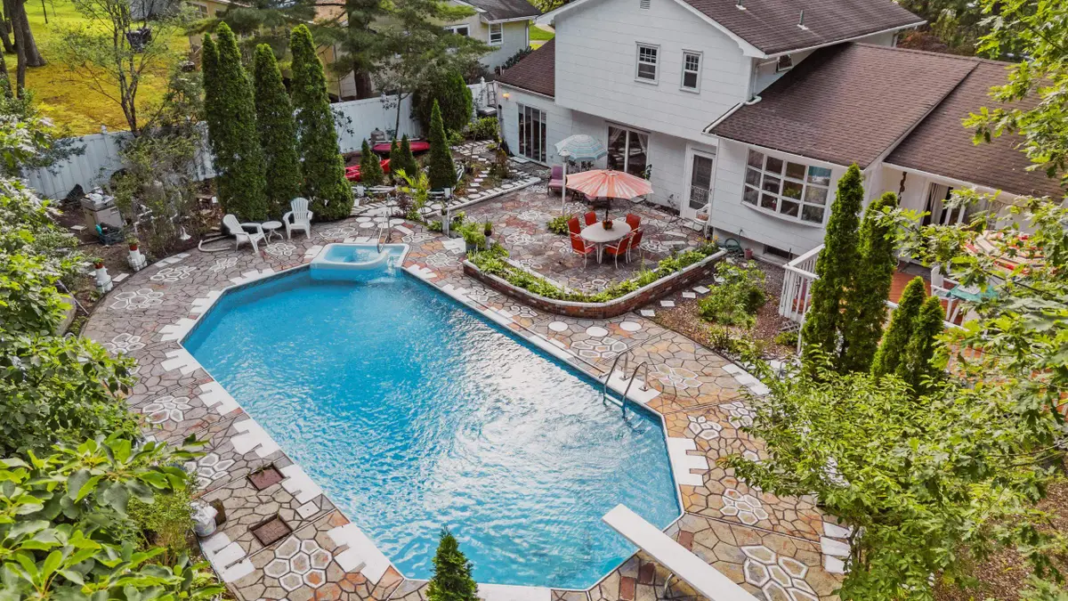 27 SQUIRE CT, Toms River, NJ 08753 - Image #1