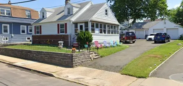 54 CLAUSS ST, CARTERET, NJ 07008-1516