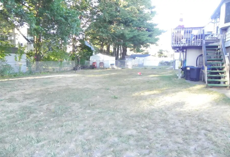 169 FRANKLIN ST, Little Ferry, NJ 07643 - Image #2