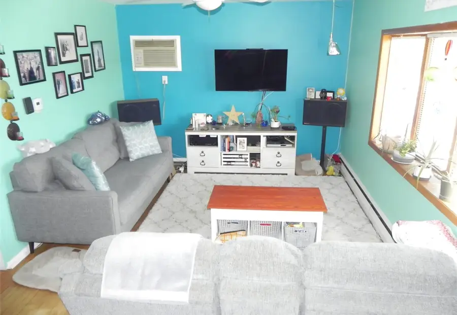 169 FRANKLIN ST, Little Ferry, NJ 07643 - Image #3