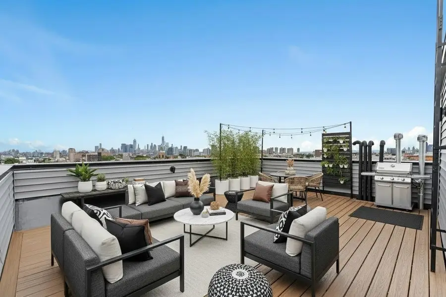 433 CENTRAL AVE #3A, Jersey City, NJ 07307 - Image #3