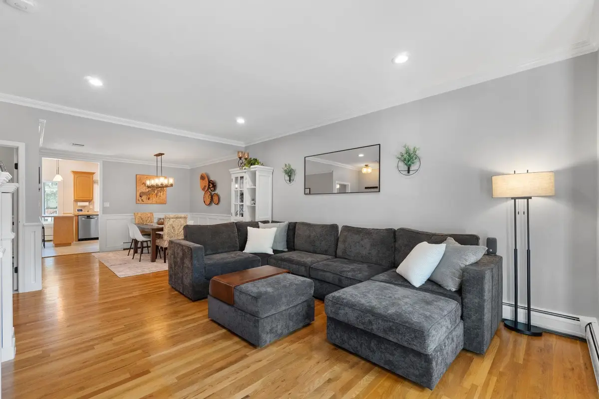 18 GRAND ST, Weehawken, NJ 07086 - Image #1