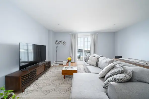 100 SHEARWATER CT EAST #43, JC, Greenville, NJ 07305