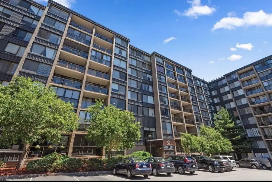 9060 PALISADE AVE #811, North Bergen, NJ 07047 - Image #2