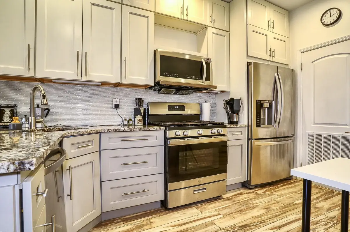 70 PARK AVE #7 (4R), Hoboken, NJ 07030 - Image #1