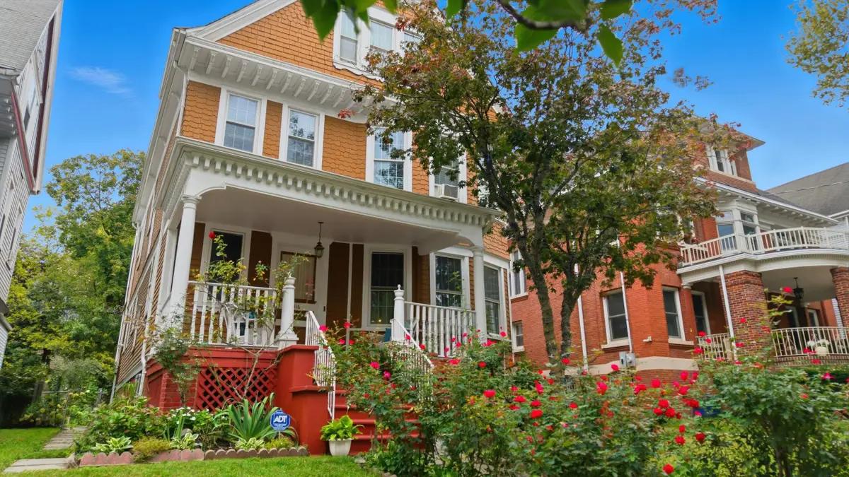 116 BENTLEY AVE, Jersey City, NJ 07304-1702 - Image #1