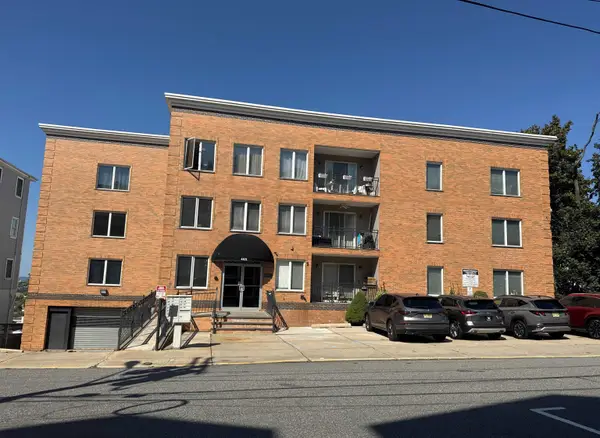 4401 SMITH AVE #2A, North Bergen, NJ 07047