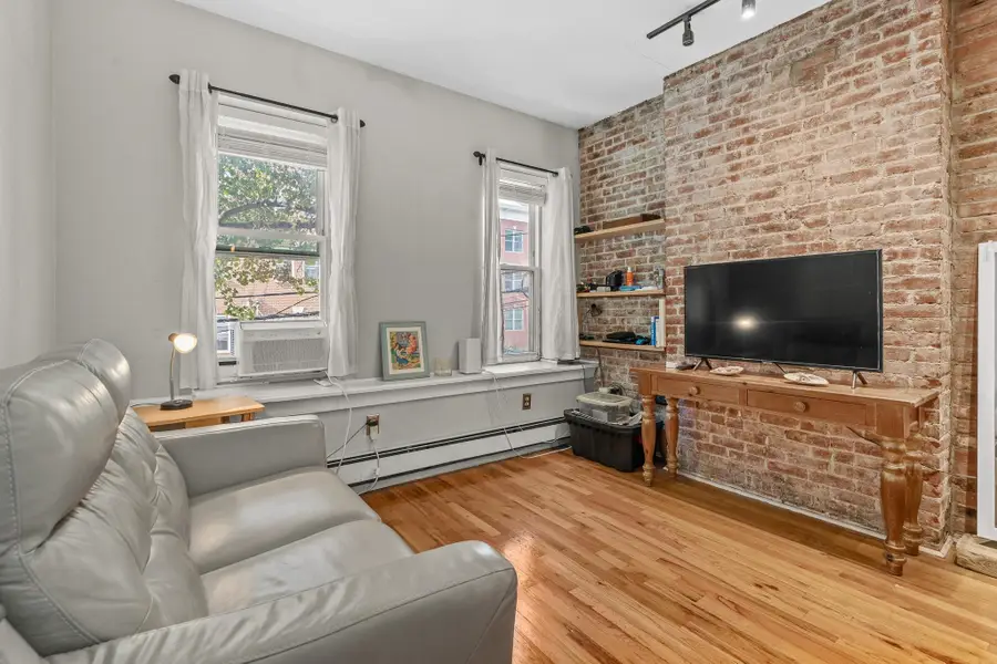 719 ADAMS ST #2L, Hoboken, NJ 07030 - Image #2