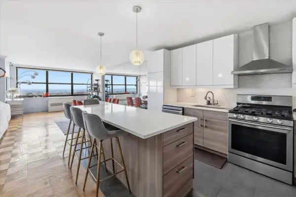 7000 BLVD EAST #45F, Guttenberg, NJ 07093