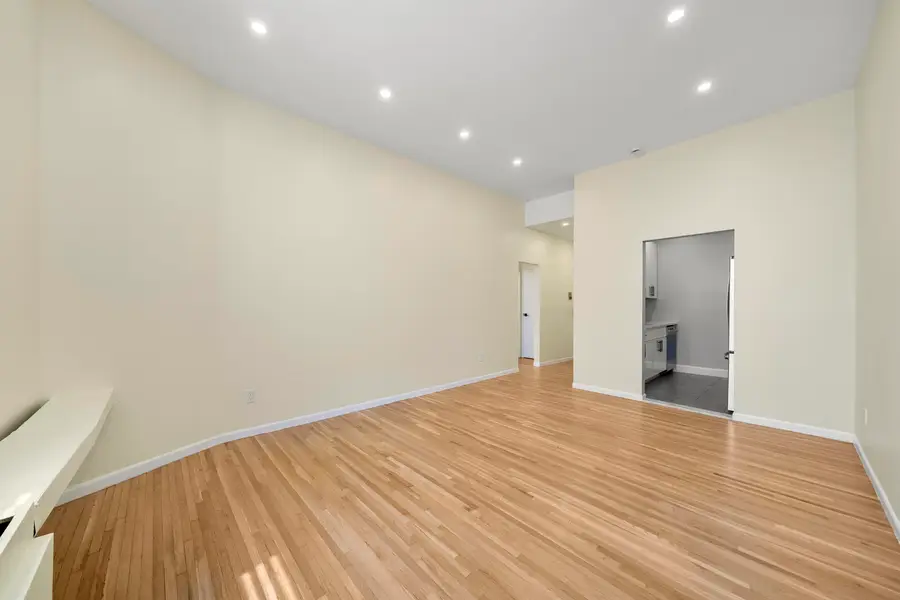 464 CENTRAL AVE #A3, Jersey City, NJ 07307 - Image #3