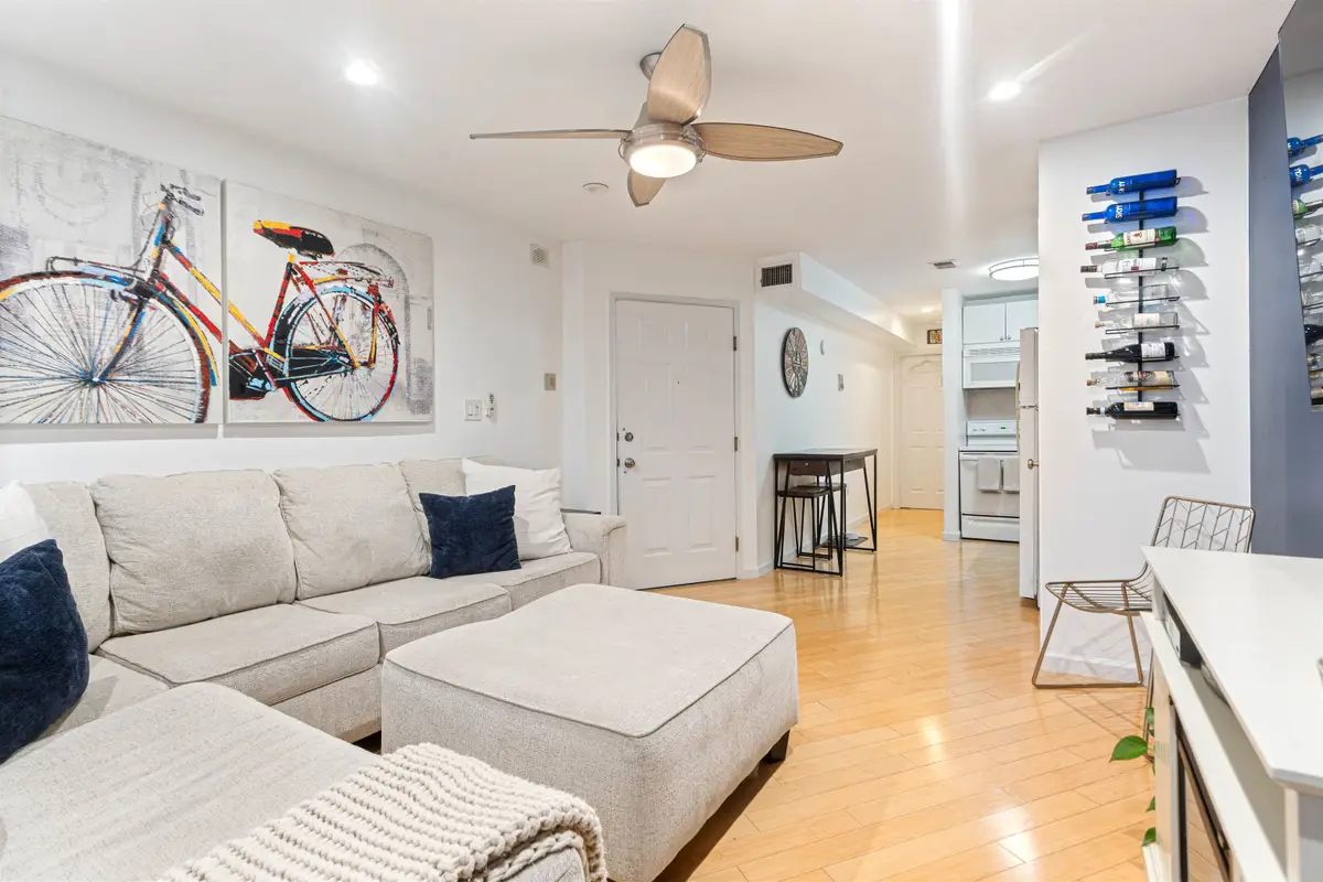 330 MONROE ST #3R, Hoboken, NJ 07030 - Image #1