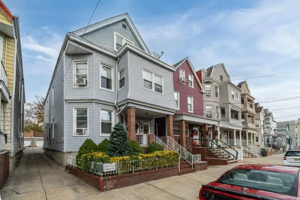 21 WEST 15TH ST, Bayonne, NJ 07002