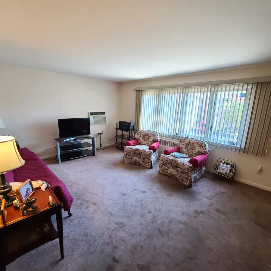 421 73RD ST, North Bergen, NJ 07047 - Image #2