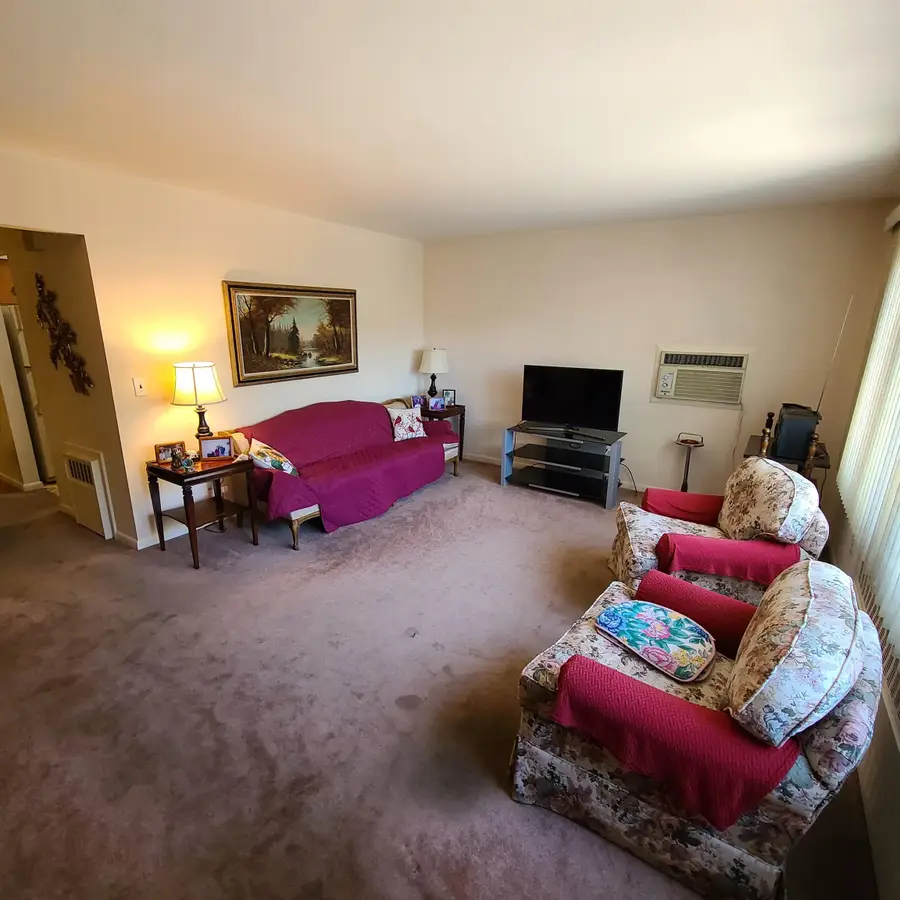 421 73RD ST, North Bergen, NJ 07047 - Image #3