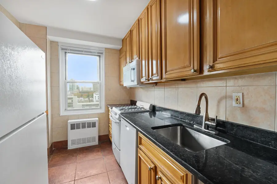 225 ST PAULS AVE #9M, Jersey City, NJ 07306 - Image #2
