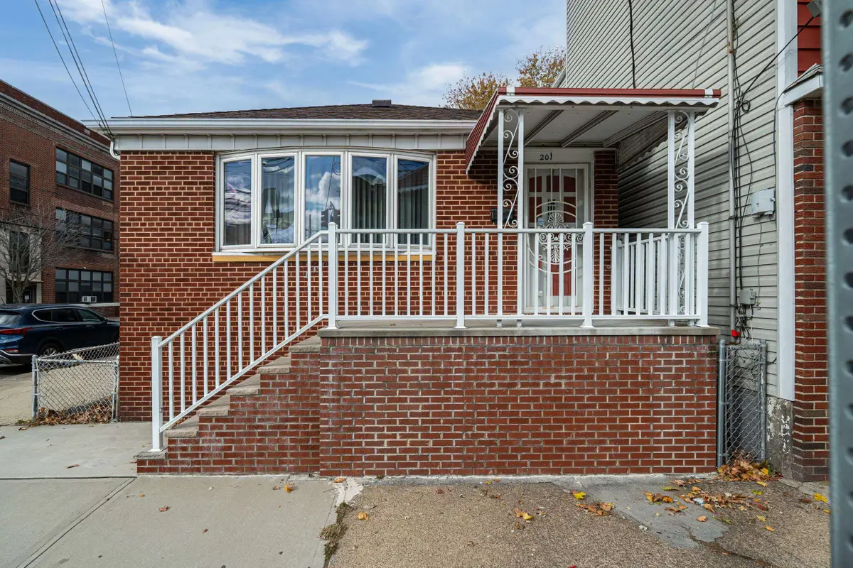 201 AVENUE B, Bayonne, NJ 07002-0000 - Image #1