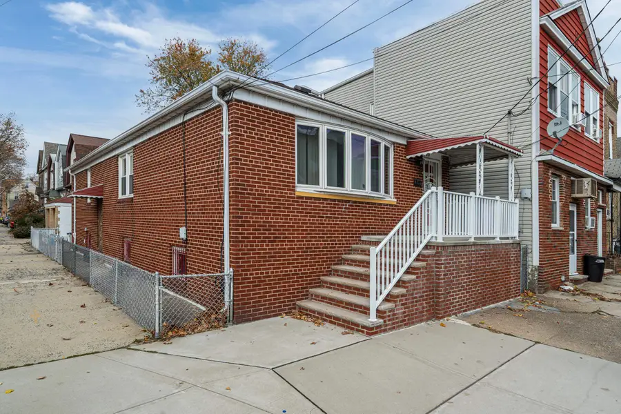 201 AVENUE B, Bayonne, NJ 07002-0000 - Image #2
