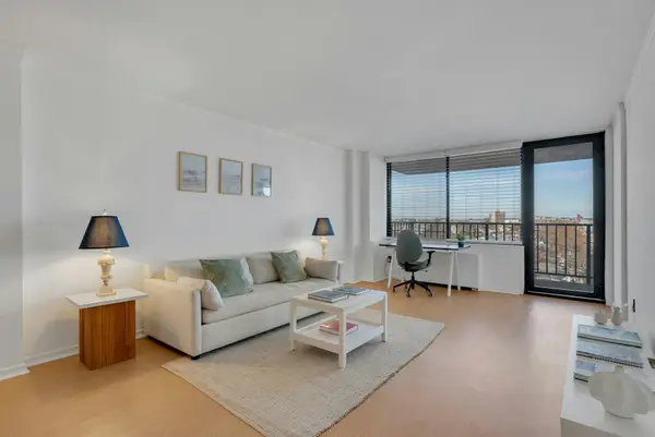 380 MOUNTAIN RD #701, Union City, NJ 07087