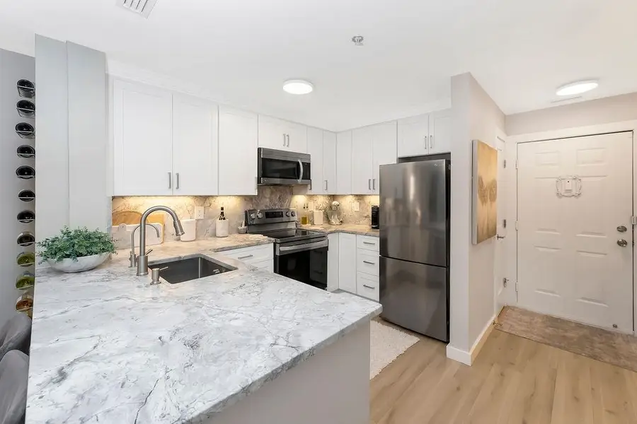 26 AVENUE AT PORT IMPERIAL #B37, West New York, NJ 07093 - Image #2