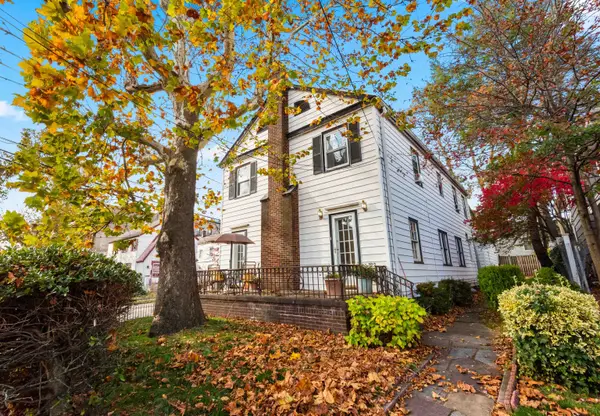 7 ROOSEVELT TERRACE, Bayonne, NJ 07002