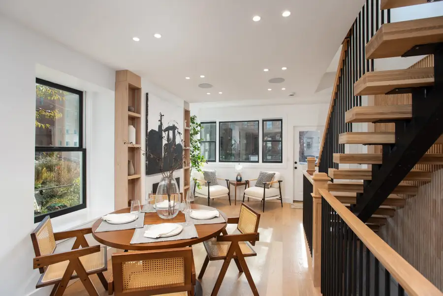 274 7TH ST, Jersey City, NJ 07302 - Image #2