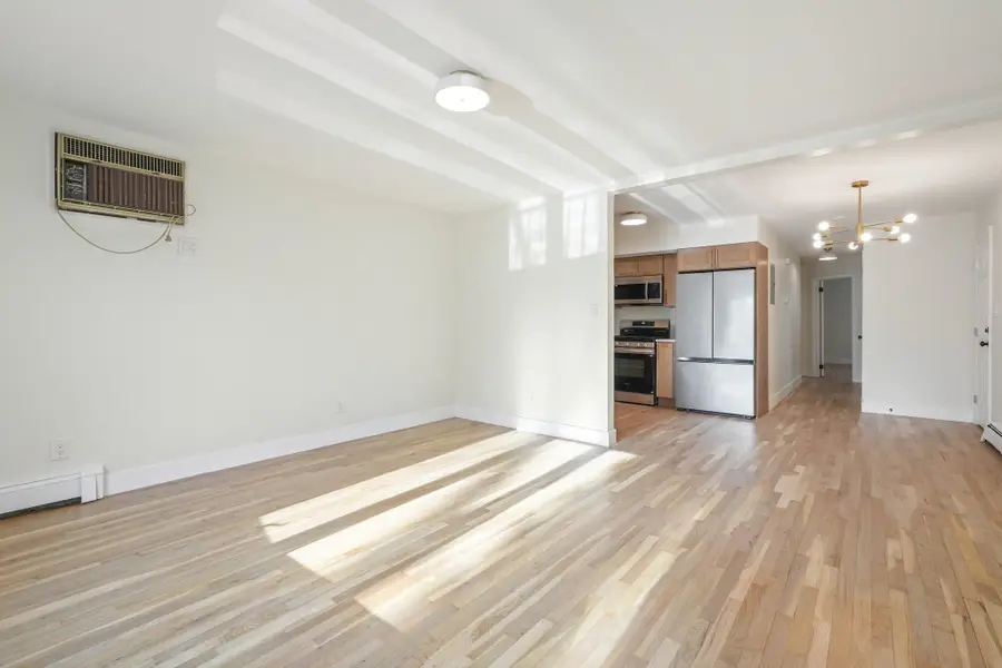 43 EDWARDS CT, Bayonne, NJ 07002 - Image #3