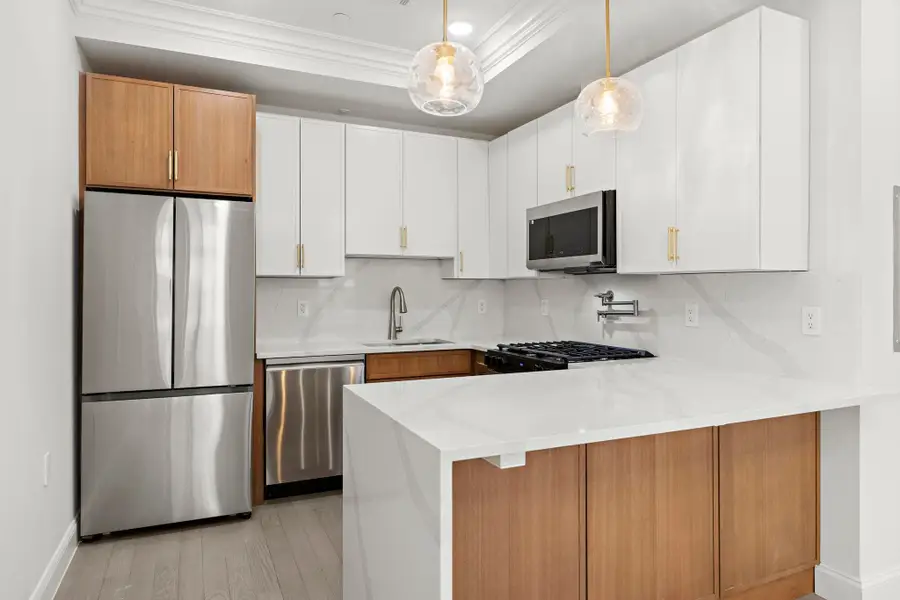 133 CLIFTON PL #TH2, Jersey City, NJ 07304 - Image #3