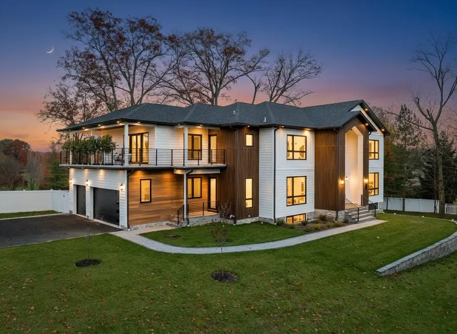 65 BAKER RD, Livingston, NJ 07039 - Image #2