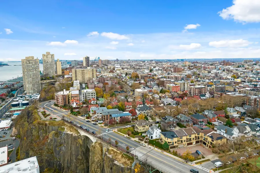 25 75TH ST, North Bergen, NJ 07047 - Image #3