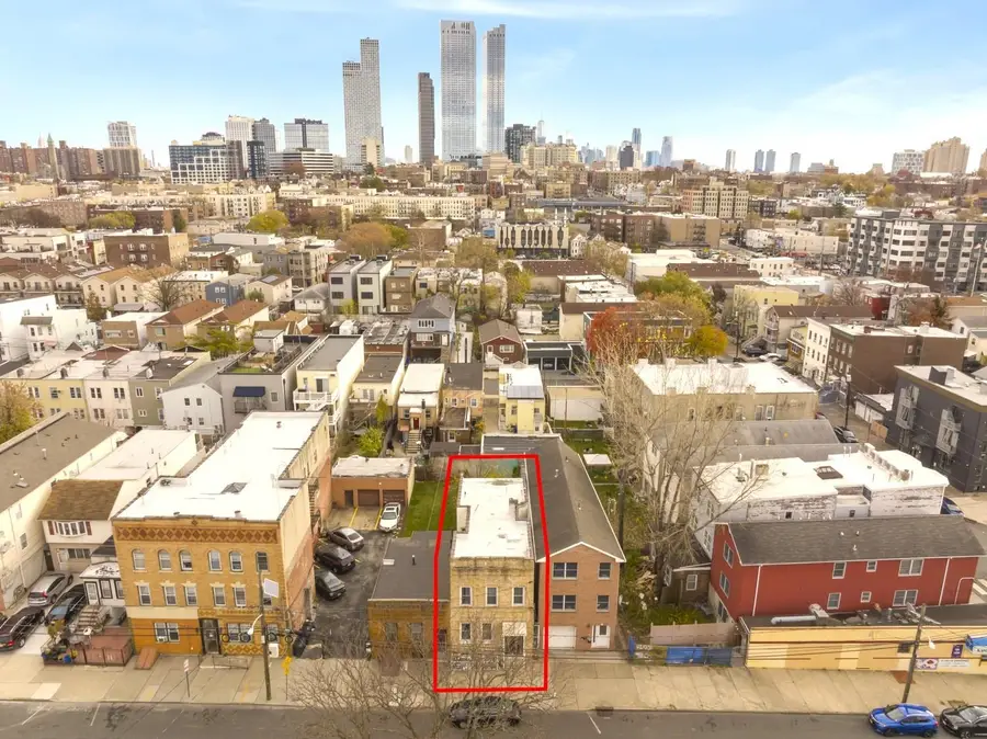 12 WRIGHT AVE, Jersey City, NJ 07306 - Image #3