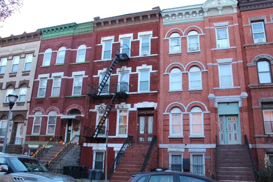 27 MADISON AVE, Jersey City, NJ 07304 - #3