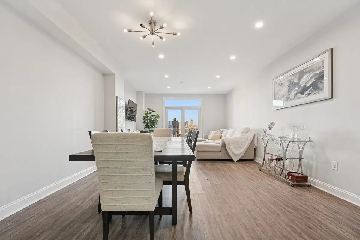 206 SHEARWATER CT WEST #74, Jersey City, NJ 07305 - Image #1