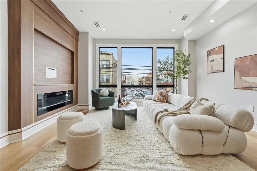 134 HANCOCK AVE #2, Jersey City, NJ 07307 - Image #2